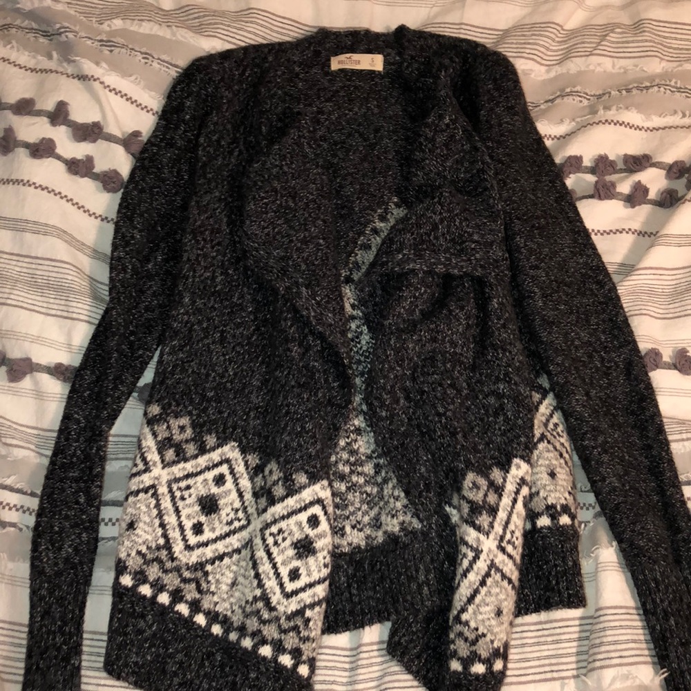 Hollister cardigan